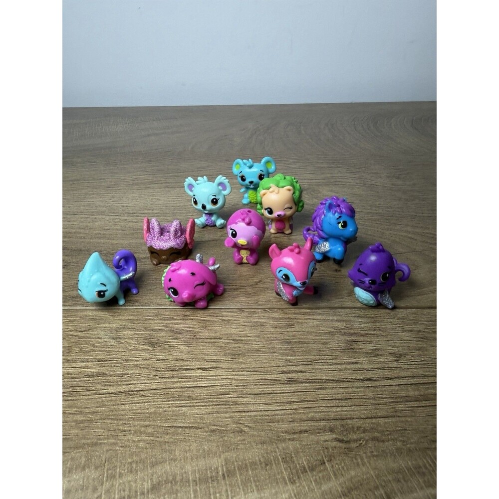 hatchimals colleggtibles 10 Pc Mixed Lot